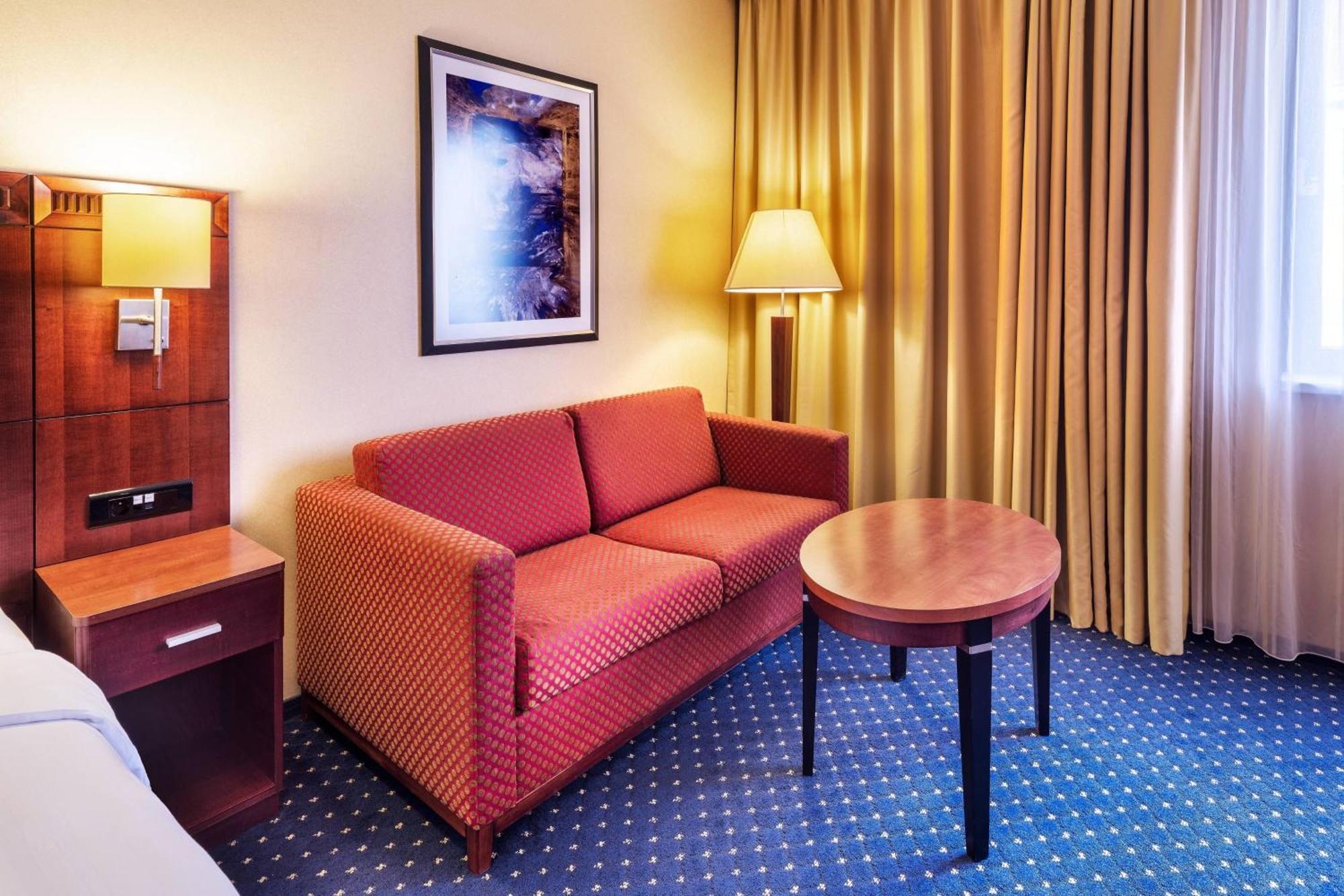Courtyard By Marriott Prague City Eksteriør billede