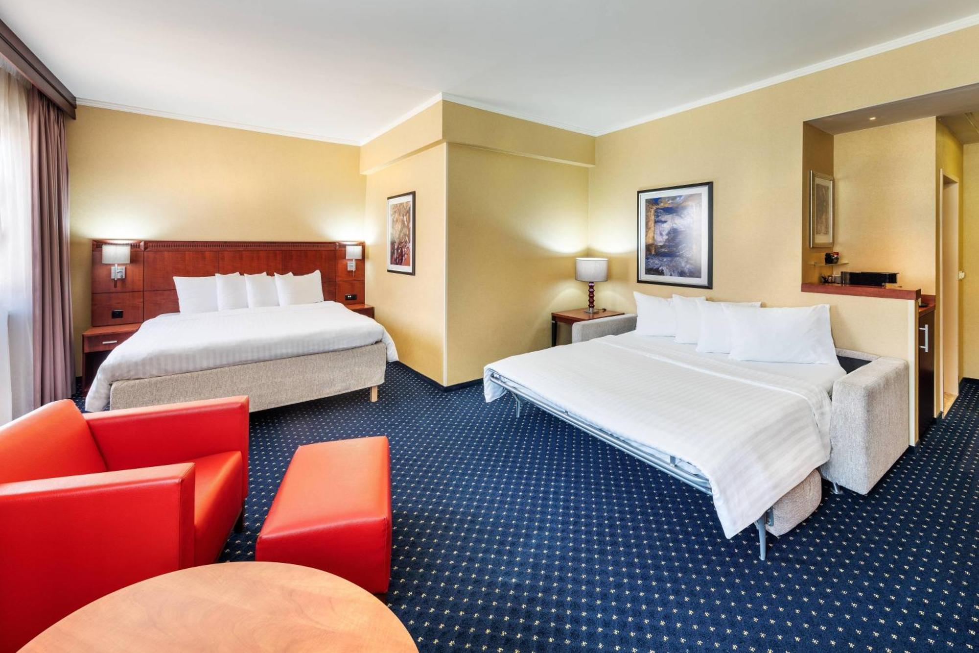 Courtyard By Marriott Prague City Eksteriør billede