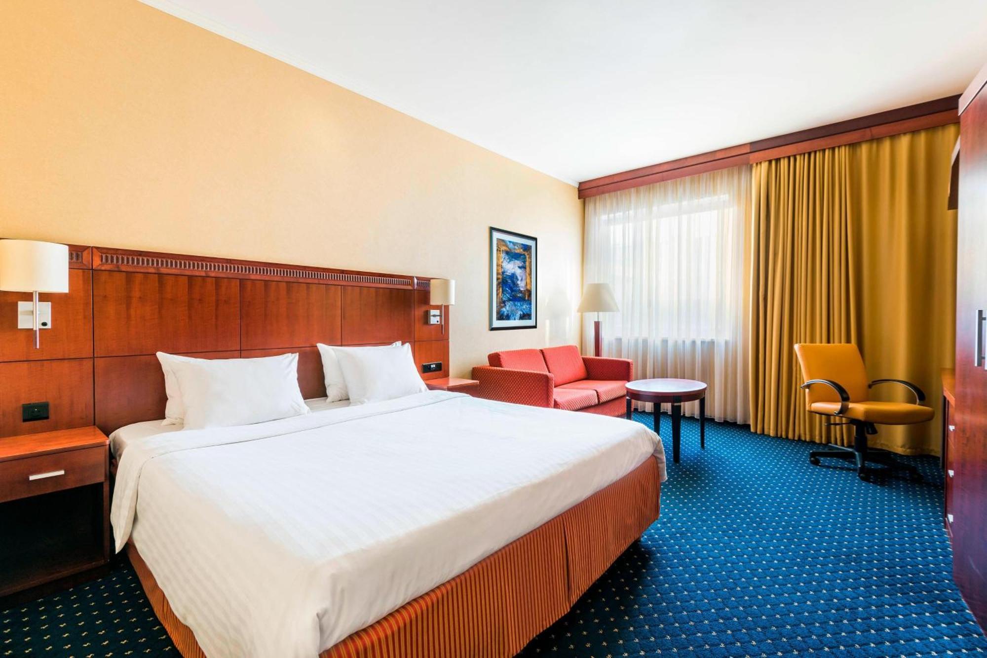 Courtyard By Marriott Prague City Eksteriør billede